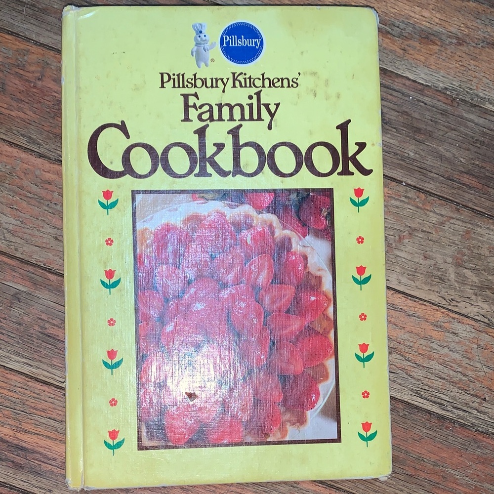 PILLSBURY Family Cookbook